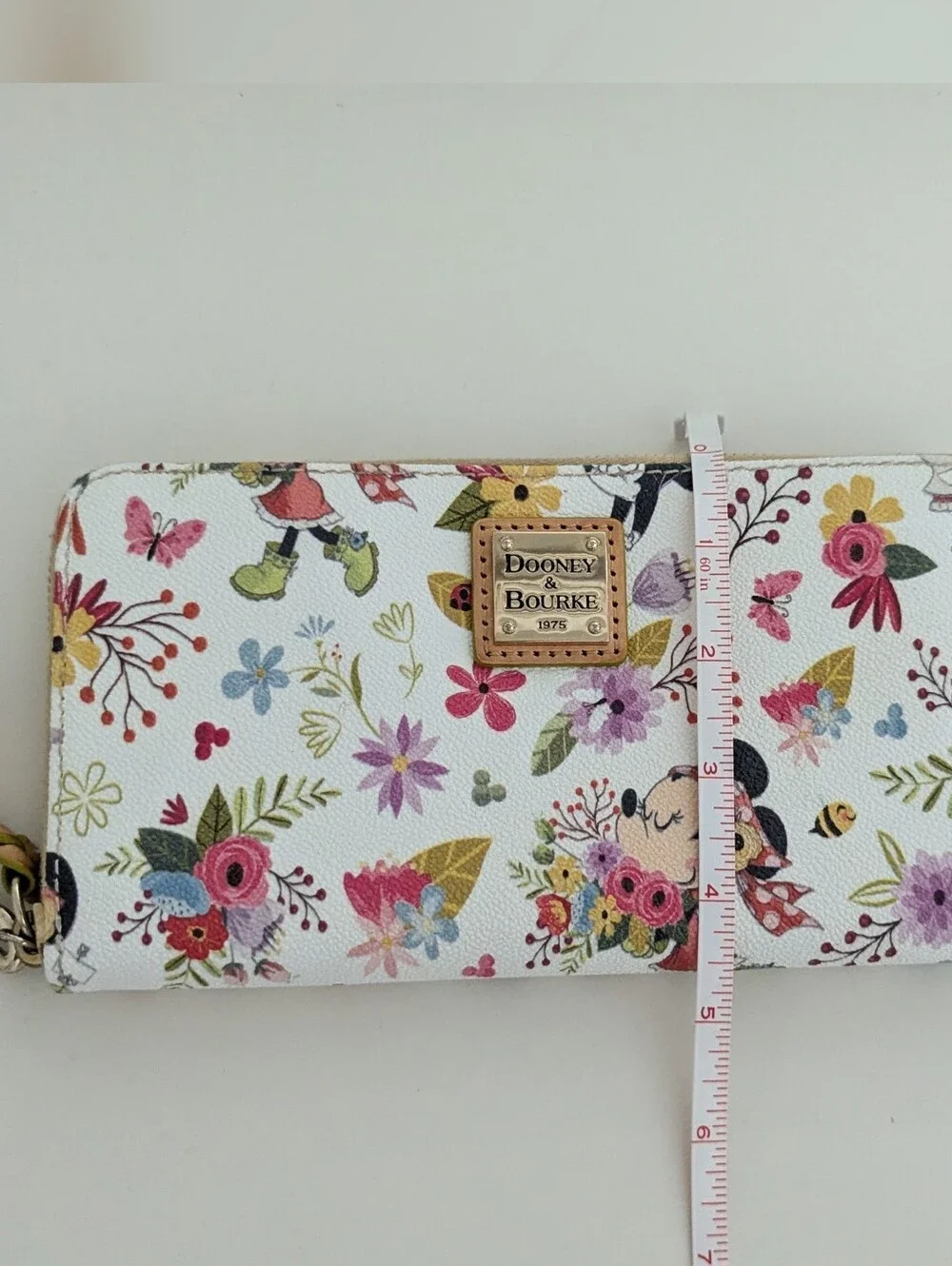 Dooney And Bourke X Disney Minnie Mouse Flower And Garden Wallet Wristlet